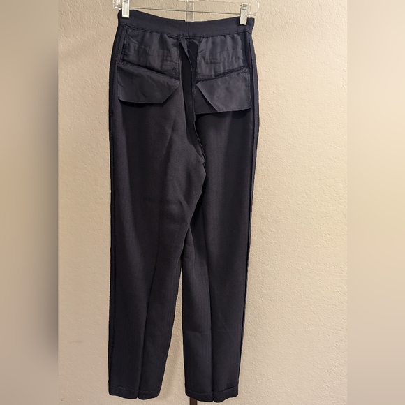 Giorgio Armani 42 10 Women's Navy Blue Pants Jacket Suit -- Final Price - Picture 8 of 16